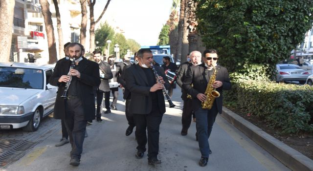 MİLAS BELEDİYESİ’ NDEN YENİ YILA ÖZEL KUTLAMA