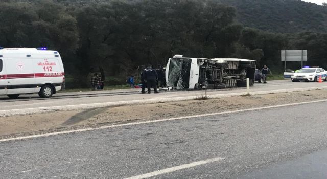 Çocukların Bulunduğu Minibüs Kaza Yaptı.YÜREKLER AĞIZA GELDİ