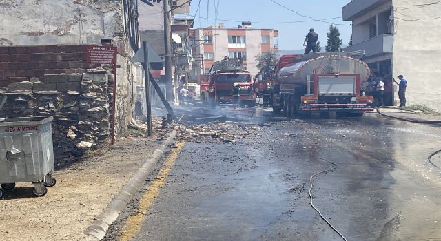 METRUK BİNADA ÇIKAN YANGIN MAHALLEYİ TEHDİT ETTİ.