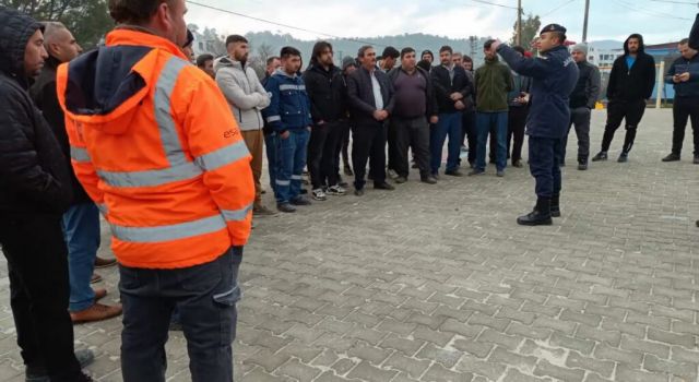 Bozuk Yol İsyanı: Vatandaşlar Yolu Kapattı