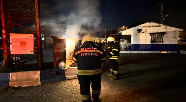 Milas’ta Trafoda Çıkan Yangın Paniğe Neden Oldu