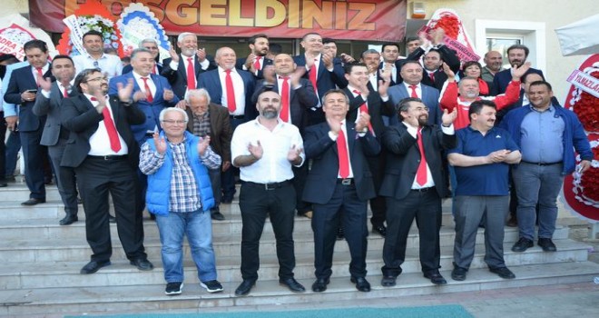 MİTSO SEÇİMLERİN'DE REŞİT ÖZER VE ARKADAŞLARI 10 NUMARA GÜVEN TAZELEDİ..