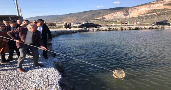 AK PARTİLİ VEKİLLER'DEN TOPRAK HAVUZLARA ZİYARET. .